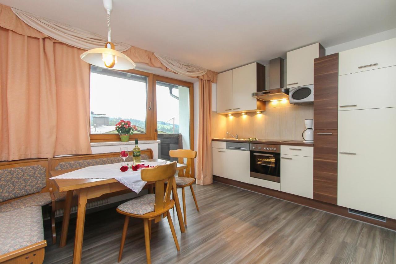 Haus Zehentner Appartement Fieberbrunn Buitenkant foto